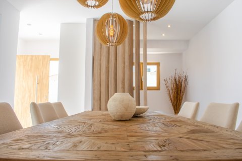 Продажа виллы в Торревьеха, Аликанте, Испания 4 спальни, 190м2 №118895 - фото 15