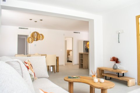 Продажа виллы в Торревьеха, Аликанте, Испания 4 спальни, 190м2 №118895 - фото 16