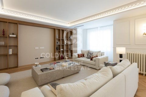 Apartment à vendre à Madrid, Espagne, 4 chambres, 487 m2 No. 157586 - photo 3