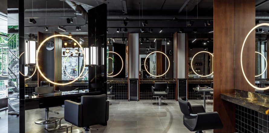 Commercial property in Barcelona, Spain 153 sq.m. No. 161142