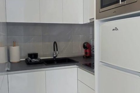 Huoneisto myytävänä Torrevieja, Alicante, Espanja, 2 makuuhuonetta, 50 m2 No. 163015 - kuva 8