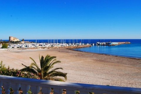 Villa till salu i Pilar de la Horadada, Alicante, Spanien 3 sovrum, 83 kvm. Nr. 170470 - foto 10