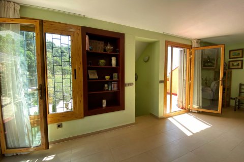 House for sale Tossa de Mar, Girona, Spain 6 bedrooms, 213 sq.m. No. 74973 - photo 7