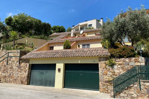 House for sale Tossa de Mar, Girona, Spain 6 bedrooms, 213 sq.m. No. 74973 - photo 16