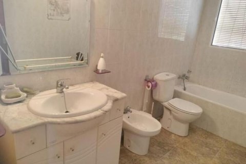 Finca till salu i Rojales, Alicante, Spanien 3 sovrum, 120 kvm. Nr. 144409 - foto 13