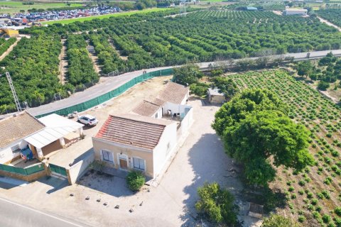 Finca till salu i Rojales, Alicante, Spanien 3 sovrum, 120 kvm. Nr. 144409 - foto 1