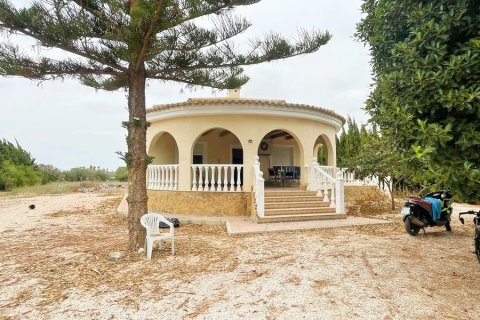 Finca till salu i Daya Vieja, Alicante, Spanien 3 sovrum, 160 kvm. Nr. 144408 - foto 1