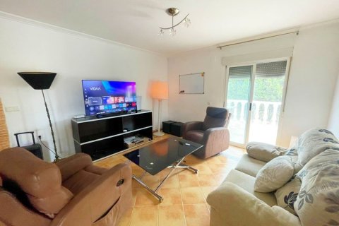 Finca till salu i Daya Vieja, Alicante, Spanien 3 sovrum, 160 kvm. Nr. 144408 - foto 4