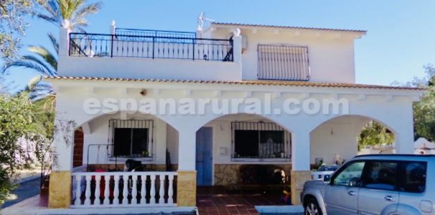 Villa a Cantoria, Almeria, Spagna 4 camere da letto, 181 mq. N° 144404