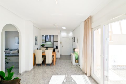 Lägenhet till salu i Torrevieja, Alicante, Spanien 3 sovrum, 82 kvm. Nr. 144405 - foto 5