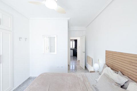 Lägenhet till salu i Torrevieja, Alicante, Spanien 3 sovrum, 82 kvm. Nr. 144405 - foto 20