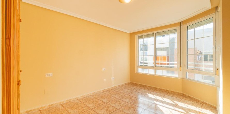 Lägenhet i Torrevieja, Alicante, Spanien 3 sovrum, 129 kvm. Nr. 144407