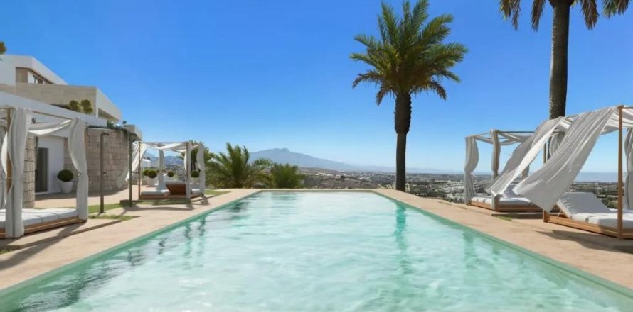 Huoneisto Estepona, Malaga, Espanja 5 makuuhuonetta, 256 m2 No. 169310