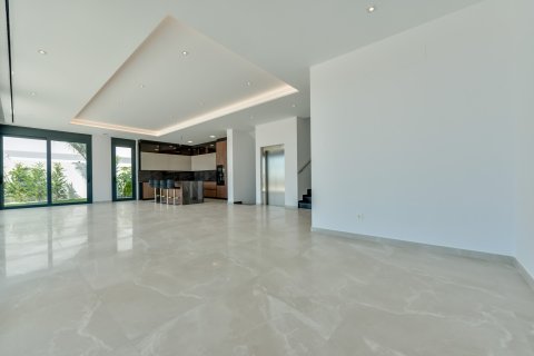 Huvila myytävänä Finestrat, Alicante, Espanja, 8 makuuhuonetta, 998 m2 No. 154435 - kuva 30