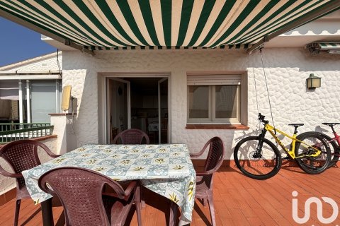 Penthouse for sale in Empuriabrava, Girona, Spain 2 bedrooms, 54 sq.m. No. 186128 - photo 8