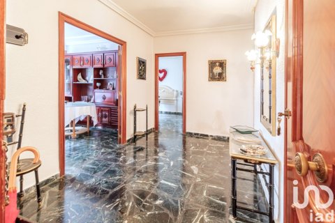 Apartment in Dolores, Alicante, Spain 4 bedrooms, 165 sq.m. No. 186131