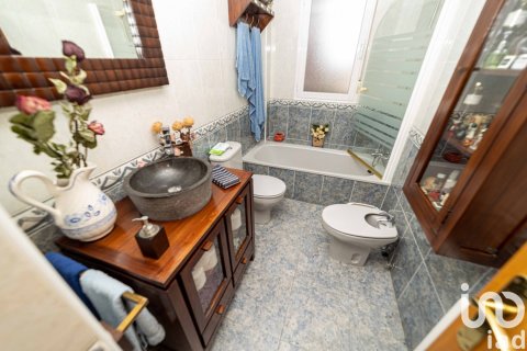 Duplex in vendita a Leon, Spagna 3 camere da letto, 131 mq. N° 186126 - foto 9