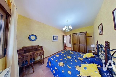 Продажа дома в Альбасете, Испания 4 спальни, 600м2 №187728 - фото 18