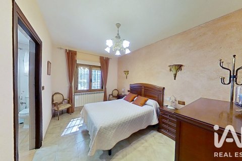 Продажа дома в Альбасете, Испания 4 спальни, 600м2 №187728 - фото 16