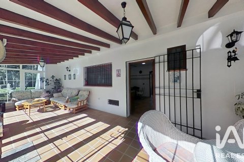 Продажа дома в Альбасете, Испания 4 спальни, 600м2 №187728 - фото 3