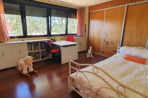 Продажа квартиры в Карраскаль-де-Баррегас, Саламанка, Испания 6 спален, 604м2 №187732 - фото 25