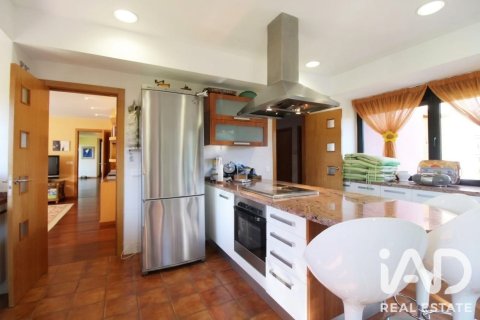 Продажа квартиры в Карраскаль-де-Баррегас, Саламанка, Испания 6 спален, 604м2 №187732 - фото 8