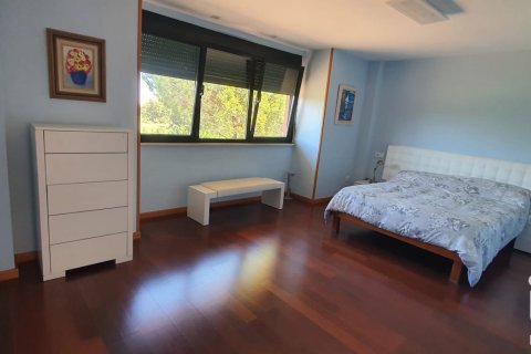 Продажа квартиры в Карраскаль-де-Баррегас, Саламанка, Испания 6 спален, 604м2 №187732 - фото 23