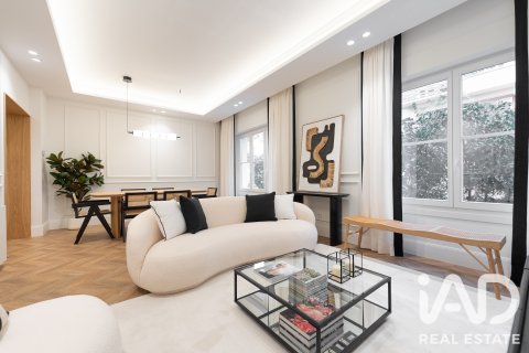 Продажа квартиры в Мадрид, Испания 2 спальни, 143м2 №187733 - фото 1