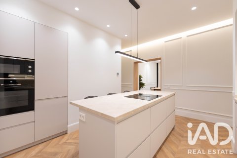 Продажа квартиры в Мадрид, Испания 2 спальни, 143м2 №187733 - фото 14