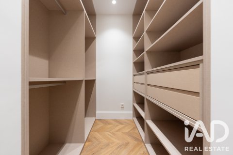 Продажа квартиры в Мадрид, Испания 2 спальни, 143м2 №187733 - фото 5