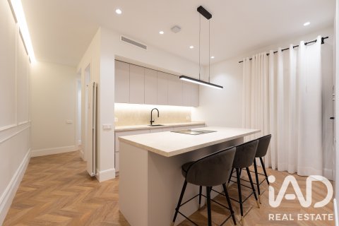 Продажа квартиры в Мадрид, Испания 2 спальни, 143м2 №187733 - фото 9