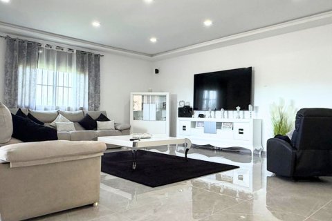 Продажа дома в Мон-Риг-дель-Камп, Таррагона, Испания 5 спален, 421м2 №187731 - фото 13