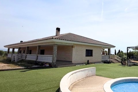 Продажа дома в Мон-Риг-дель-Камп, Таррагона, Испания 5 спален, 421м2 №187731 - фото 1