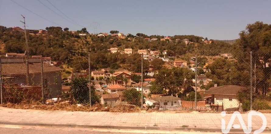 Land plot in Canyelles, Barcelona, Spain 761 sq.m. No. 187727
