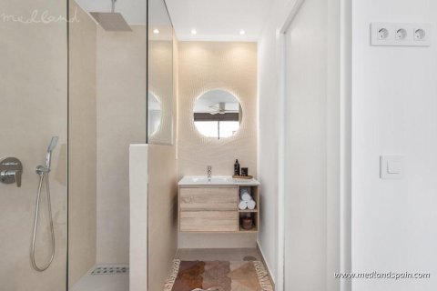 Huoneisto myytävänä Los Alcazares, Murcia, Espanja, 3 makuuhuonetta, 85 m2 No. 164750 - kuva 6