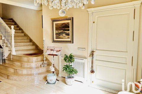 Сasa en venta en Mutxamel, Alicante, España 5 dormitorios, 489 m2 No. 154075 - foto 4