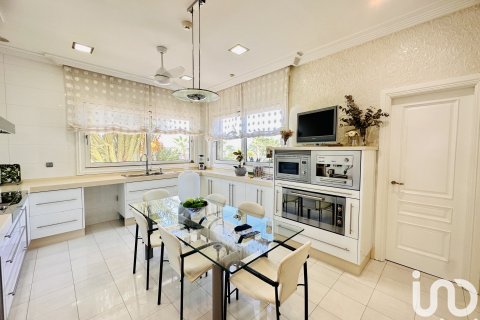 Сasa en venta en Mutxamel, Alicante, España 5 dormitorios, 489 m2 No. 154075 - foto 9