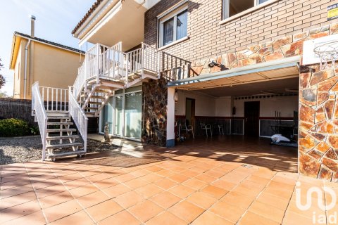 Dom w Llica D'amunt, Barcelona, Hiszpania 4 sypialnie, 400 mkw. nr 154073 – zdjęcie 22