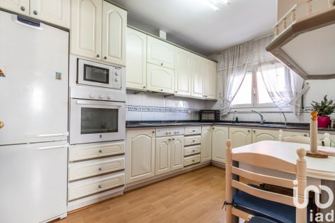 Dom w Llica D'amunt, Barcelona, Hiszpania 4 sypialnie, 400 mkw. nr 154073 – zdjęcie 7