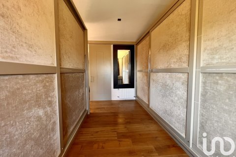 Hus till salu i Cabrera de Mar, Barcelona, Spanien 4 sovrum, 1059 kvm. Nr. 154077 - foto 23