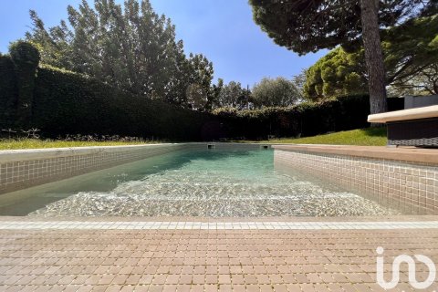 Hus till salu i Cabrera de Mar, Barcelona, Spanien 4 sovrum, 1059 kvm. Nr. 154077 - foto 5