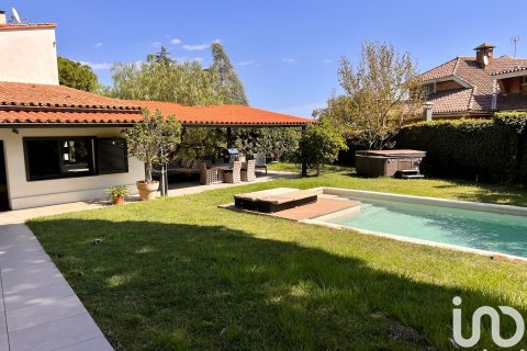 Casa a Cabrera de Mar, Barcelona, Spagna 4 camere da letto, 1059 mq. N° 154077