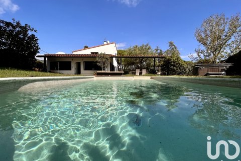 Hus till salu i Cabrera de Mar, Barcelona, Spanien 4 sovrum, 1059 kvm. Nr. 154077 - foto 2