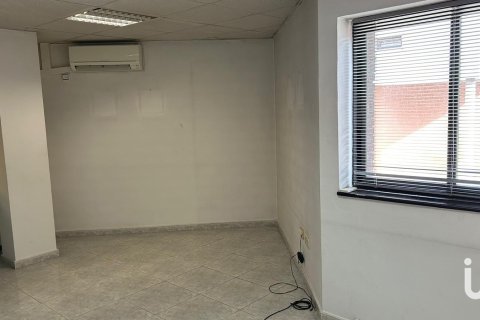 Kommersiell fastighet till salu i Mollet Del Valles, Barcelona, Spanien 170 kvm. Nr. 154078 - foto 6