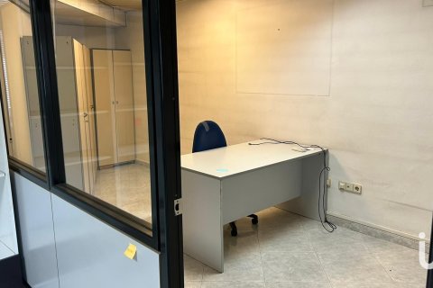 Kommersiell fastighet till salu i Mollet Del Valles, Barcelona, Spanien 170 kvm. Nr. 154078 - foto 8