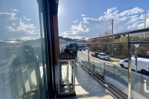 Продажа дома в Сан-Андреу-де-Льяванерес, Барселона, Испания 4 спальни, 275м2 №154074 - фото 14