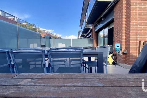 Продажа дома в Сан-Андреу-де-Льяванерес, Барселона, Испания 4 спальни, 275м2 №154074 - фото 26