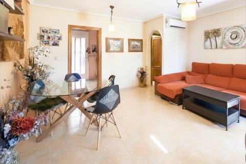 House zum Verkauf in Torrevieja, Alicante, Spanien 2 Schlafzimmer, 70 m2 Nr. 167472 - Foto 12