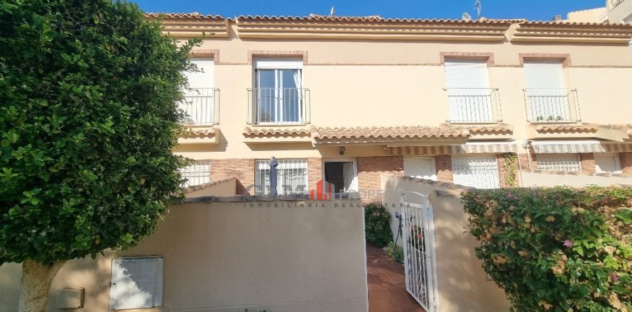 Квартира в Лос-Алькасарес, Мурсия, Испания 3 спальни,  №144090