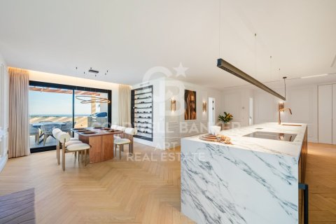 Penthouse w Marbella, Malaga, Hiszpania 3 sypialnie, 183 mkw. nr 156729 – zdjęcie 23